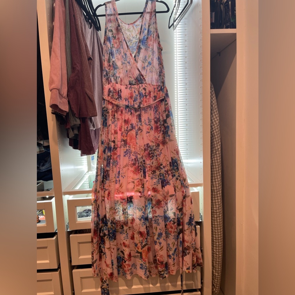 Dress pink floral